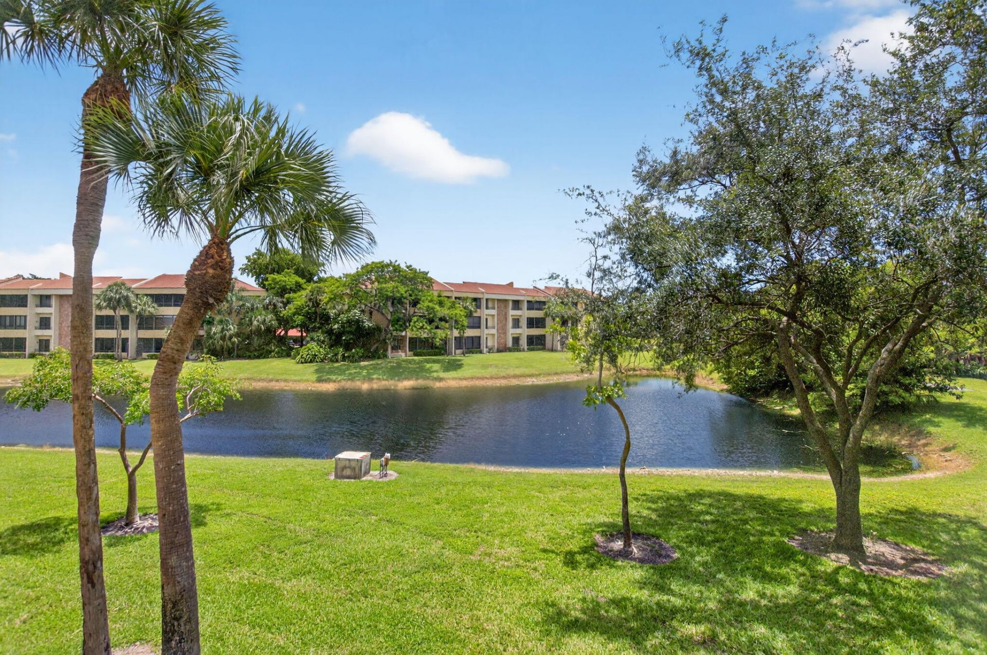 7546 La Paz Boulevard, Unit 205, Boca Raton, FL 33433 Photo