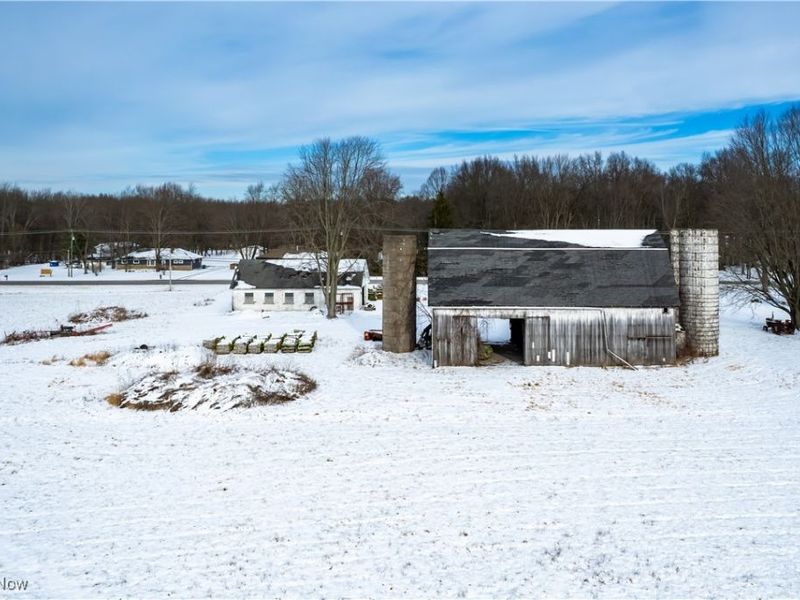 26153 Royalton Road, Columbia Station, OH 44028 Photo 12