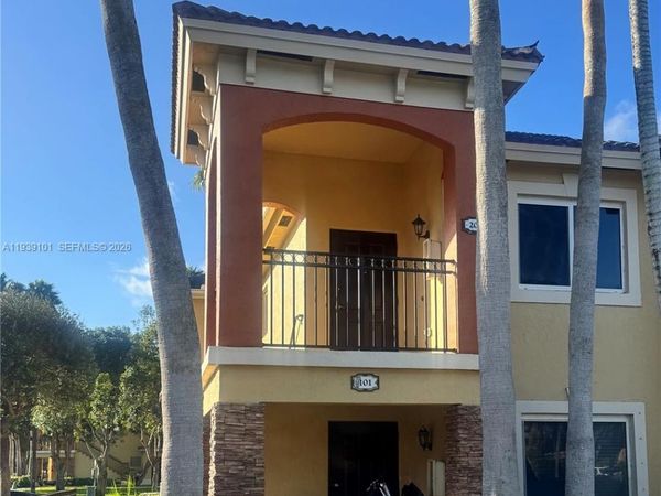 3390 NE 10th St, Unit 201, Homestead, FL 33033