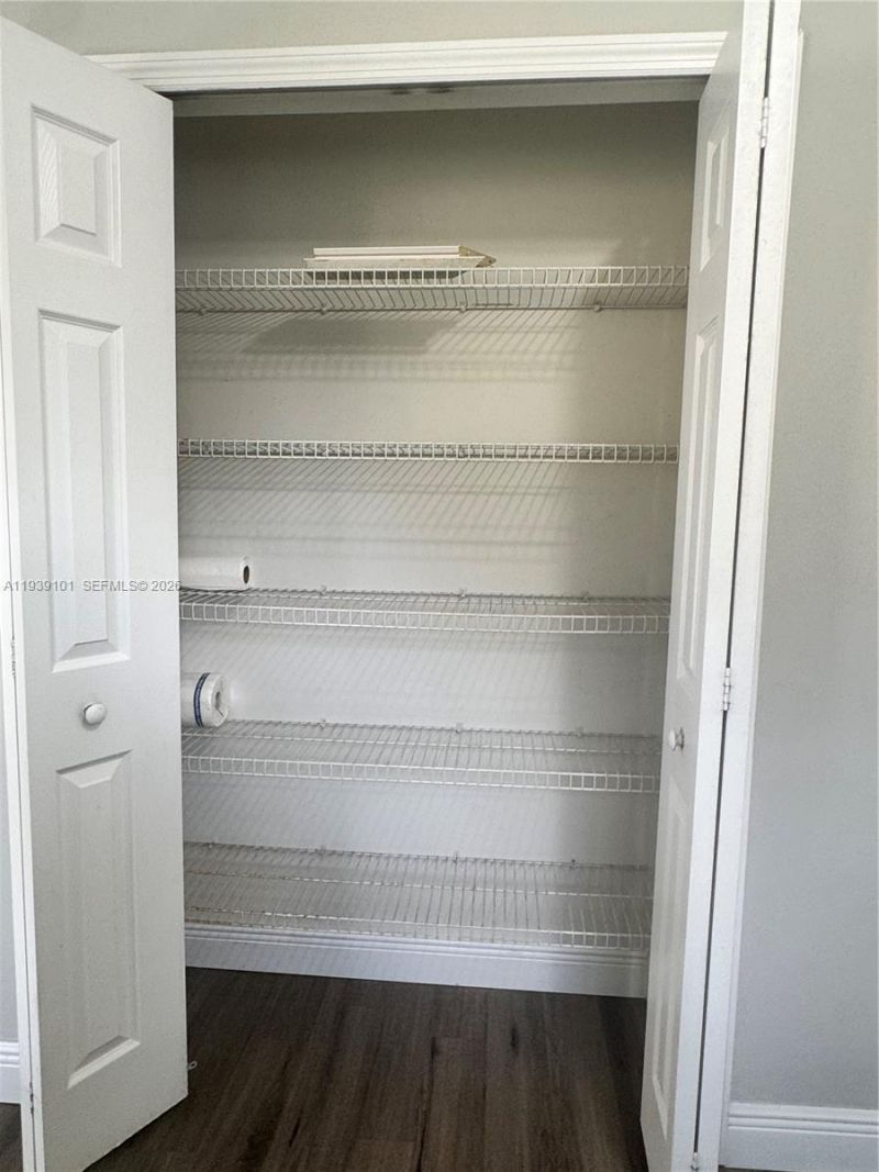 3390 NE 10th St, Unit 201, Homestead, FL 33033 Photo