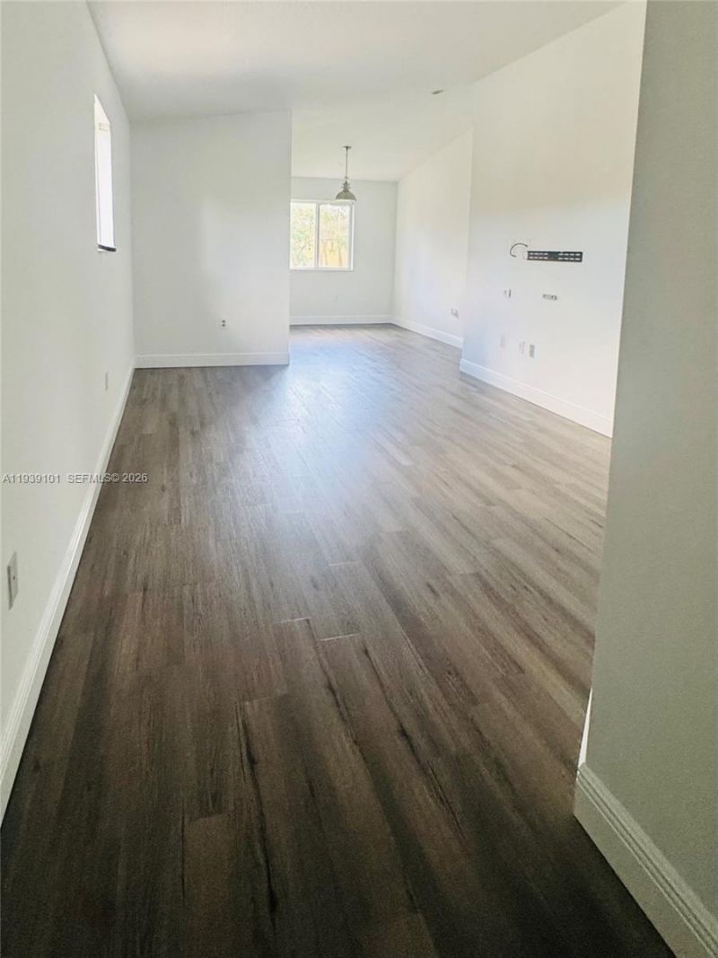 3390 NE 10th St, Unit 201, Homestead, FL 33033 Photo