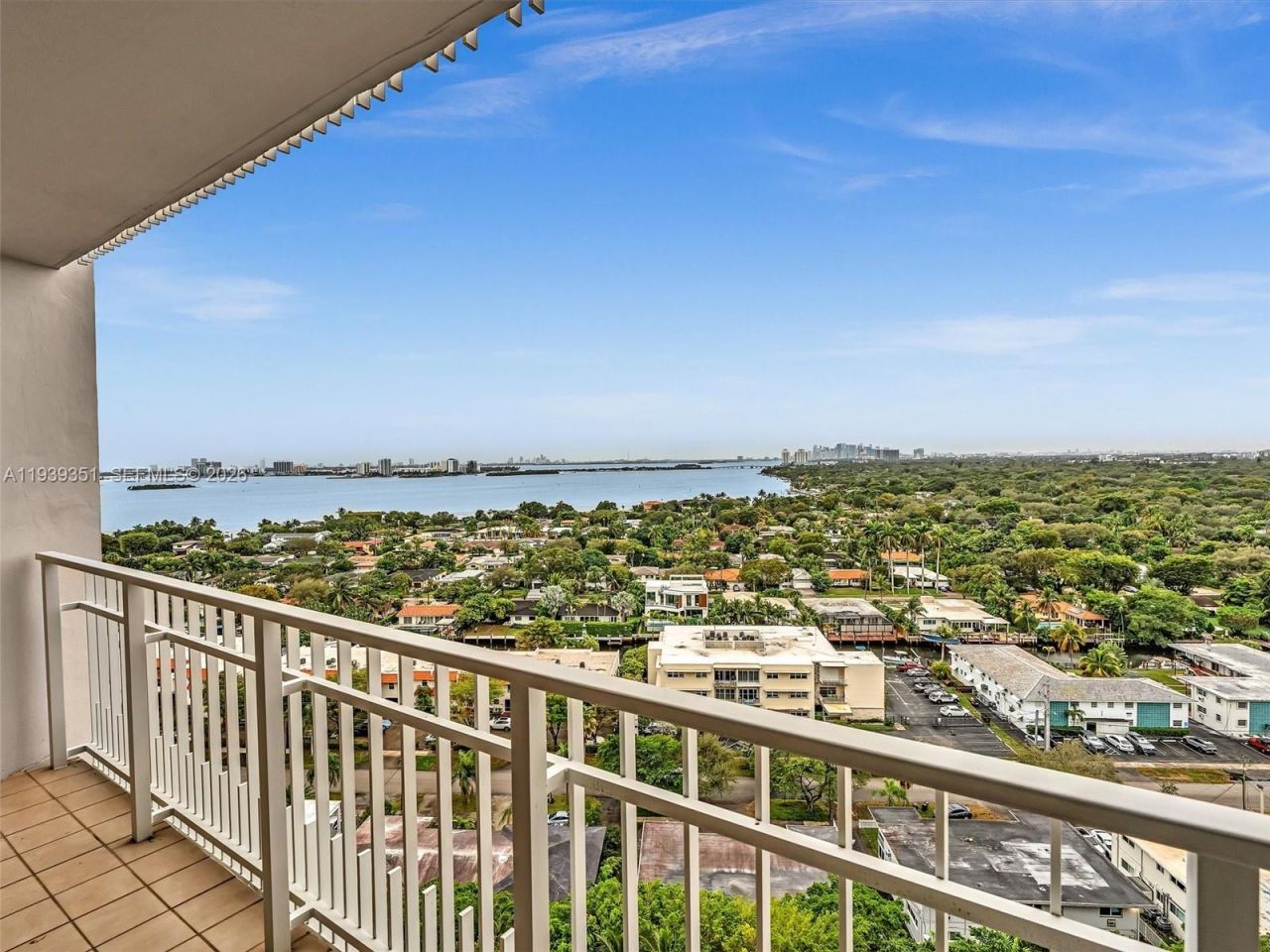 2000 Towerside Ter, Unit 1806, Miami, FL 33138 Photo