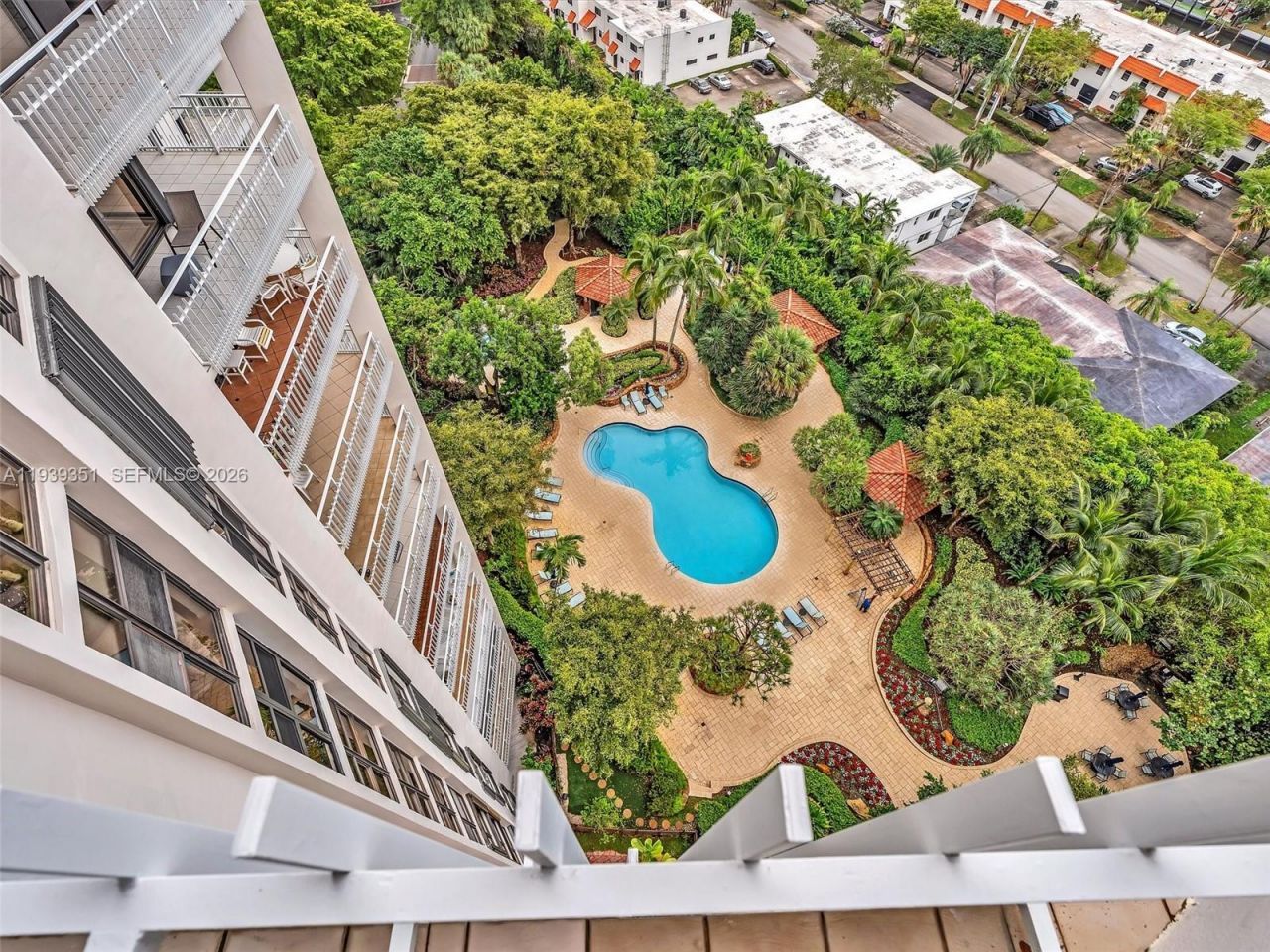 2000 Towerside Ter, Unit 1806, Miami, FL 33138 Photo