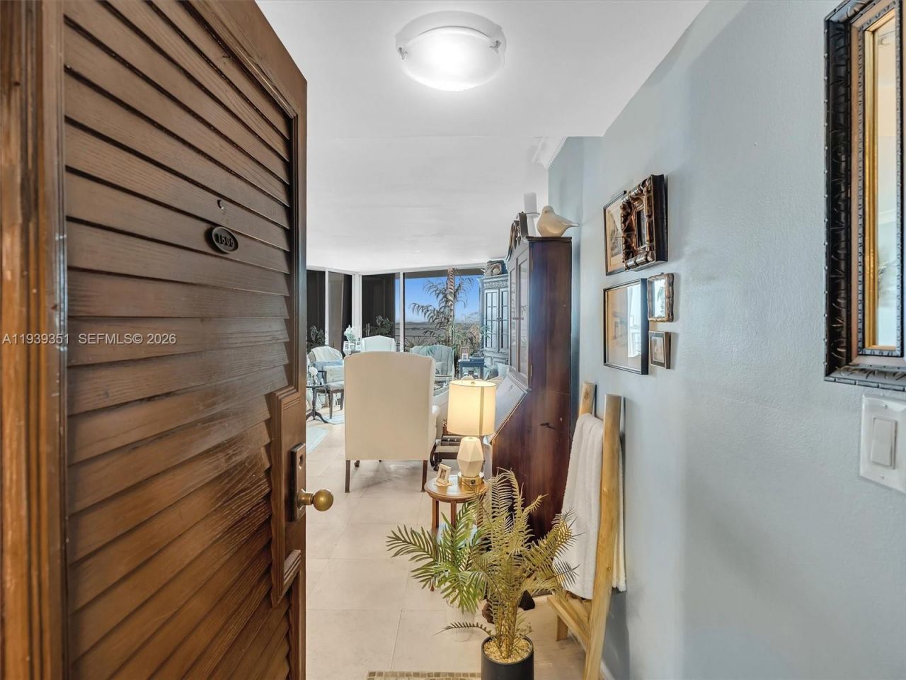 2000 Towerside Ter, Unit 1806, Miami, FL 33138 Photo