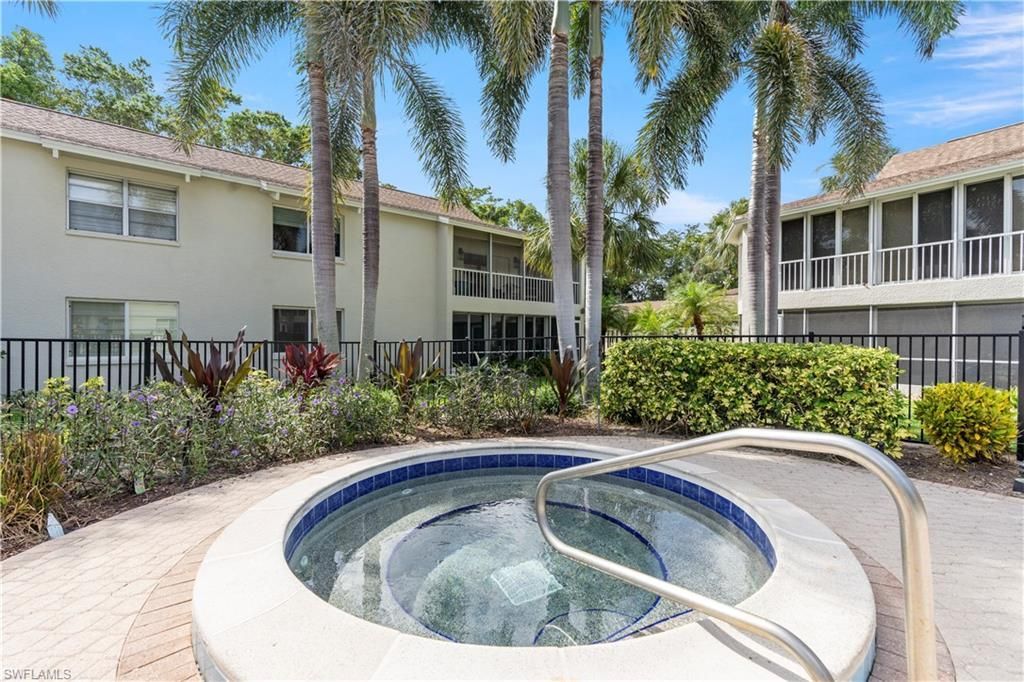 3200 Binnacle Dr, Unit C1, Naples, FL 34103 Photo