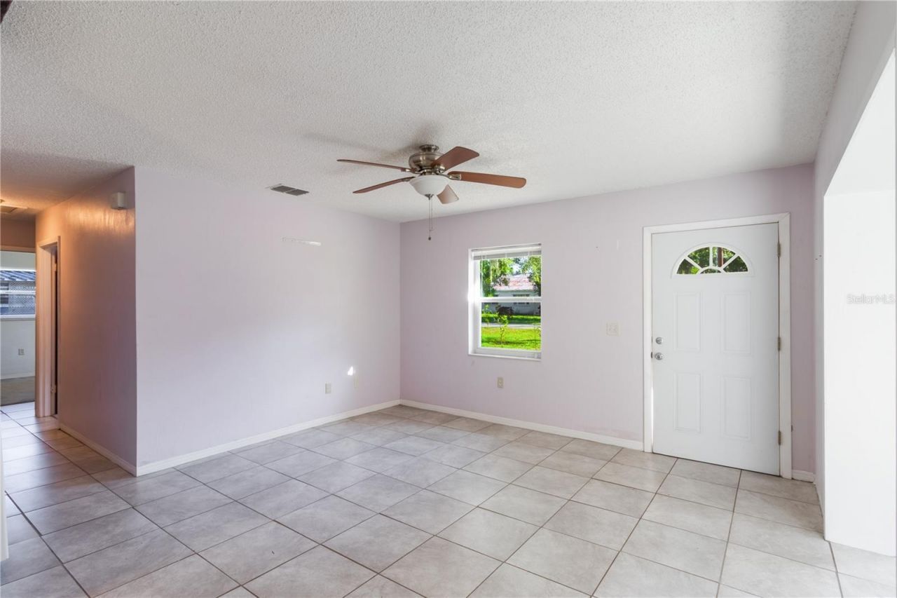 1163 Lake Drive, Waverly, FL 33877 Photo