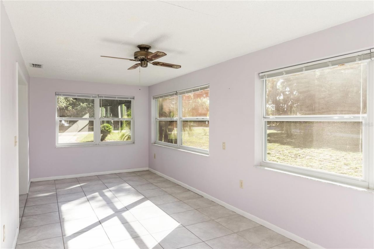 1163 Lake Drive, Waverly, FL 33877 Photo