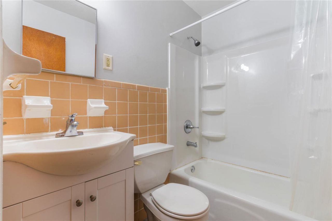 1163 Lake Drive, Waverly, FL 33877 Photo