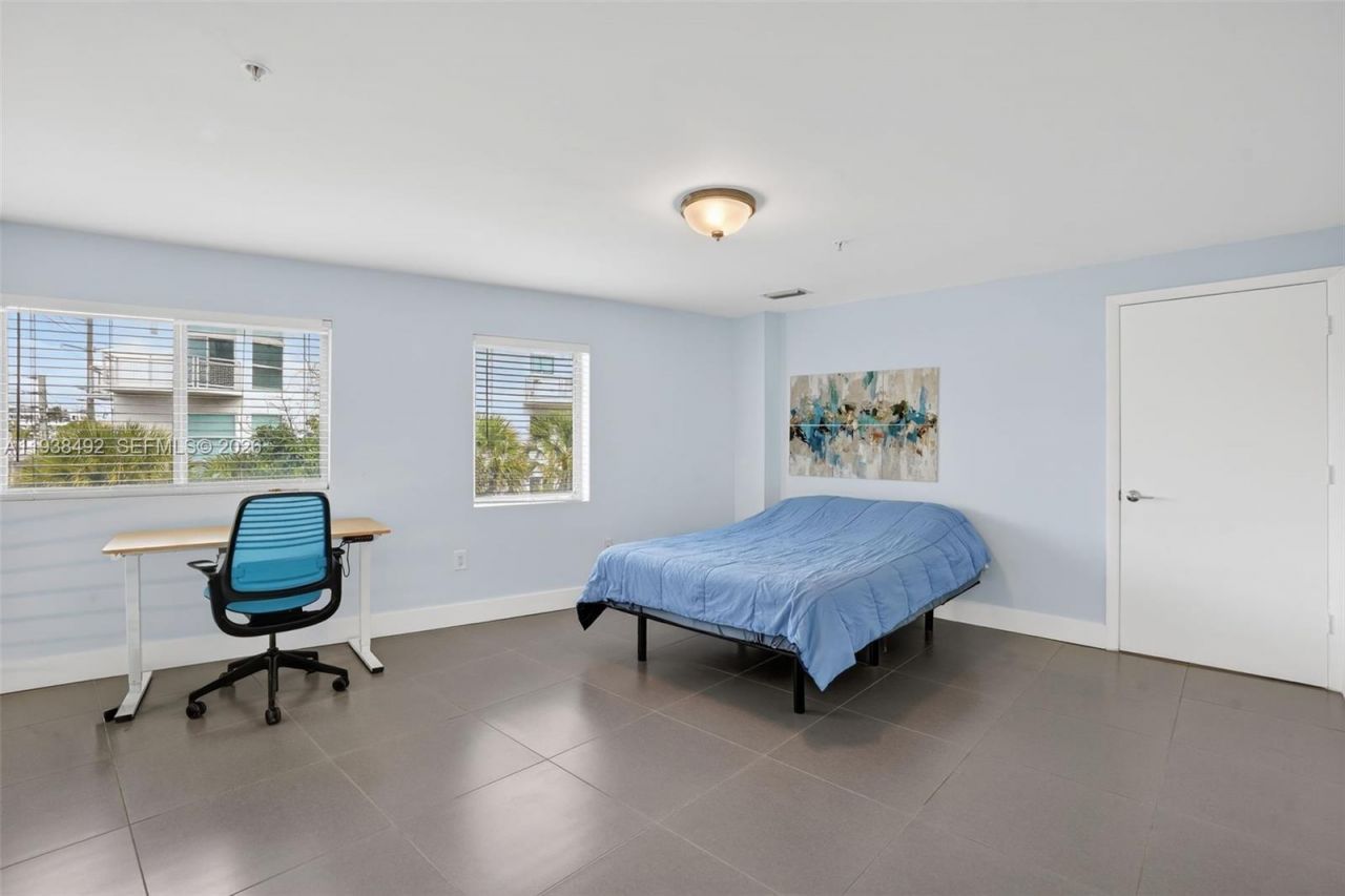 7700 S Collins Ave, Unit 1, Miami Beach, FL 33141 Photo
