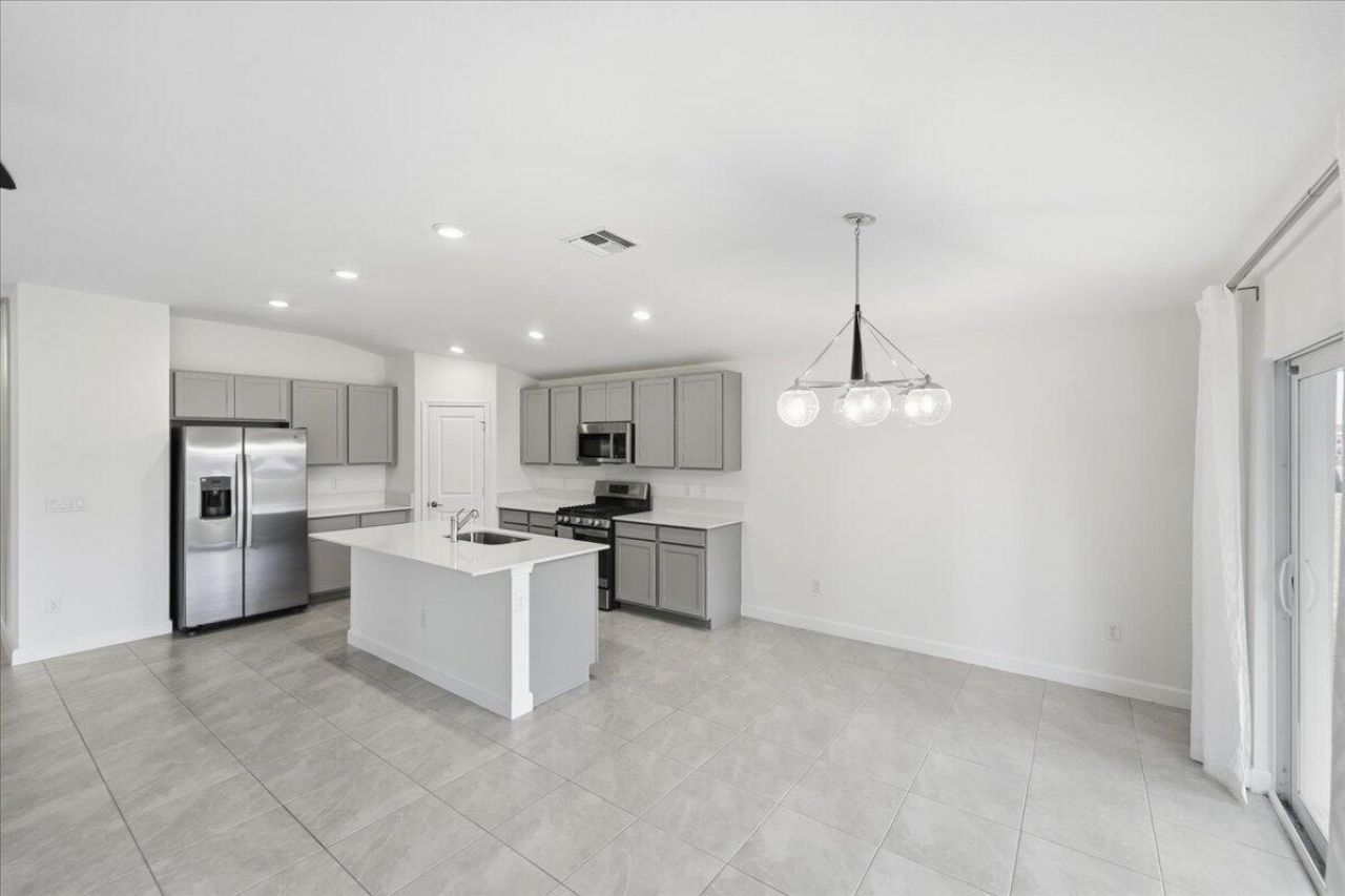 6205 NW Sweetwood Drive, Port Saint Lucie, FL 34987 Photo