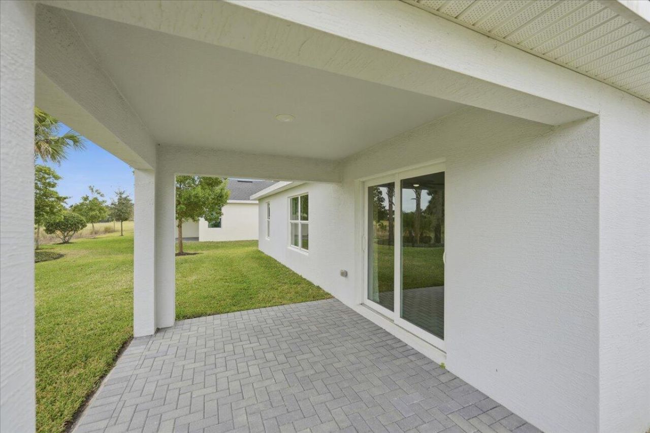 6205 NW Sweetwood Drive, Port Saint Lucie, FL 34987 Photo