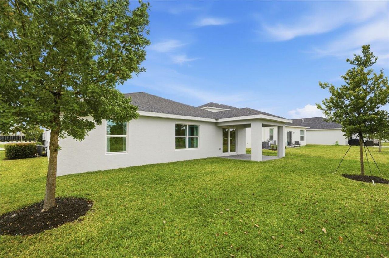 6205 NW Sweetwood Drive, Port Saint Lucie, FL 34987 Photo