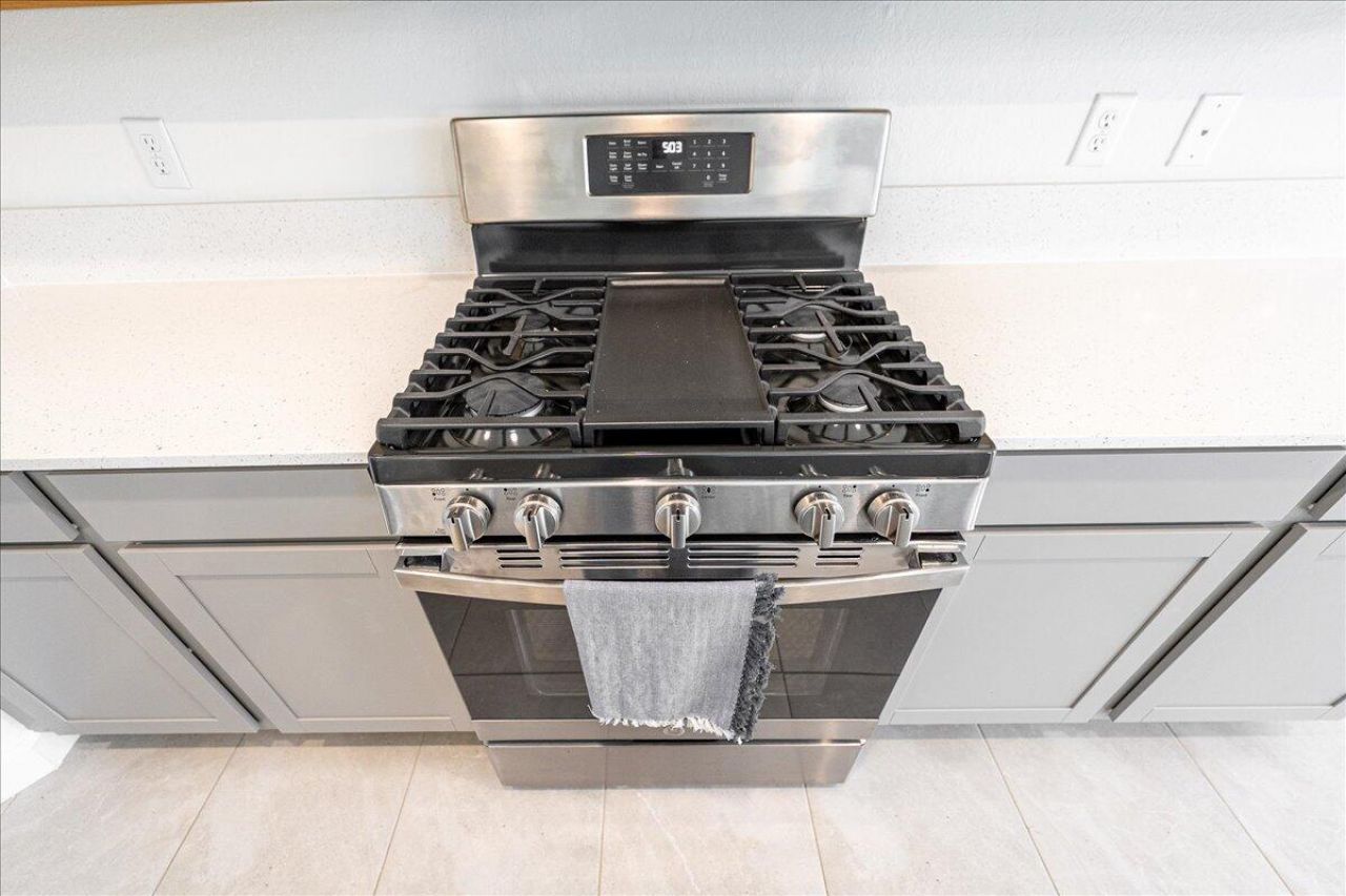 6205 NW Sweetwood Drive, Port Saint Lucie, FL 34987 Photo