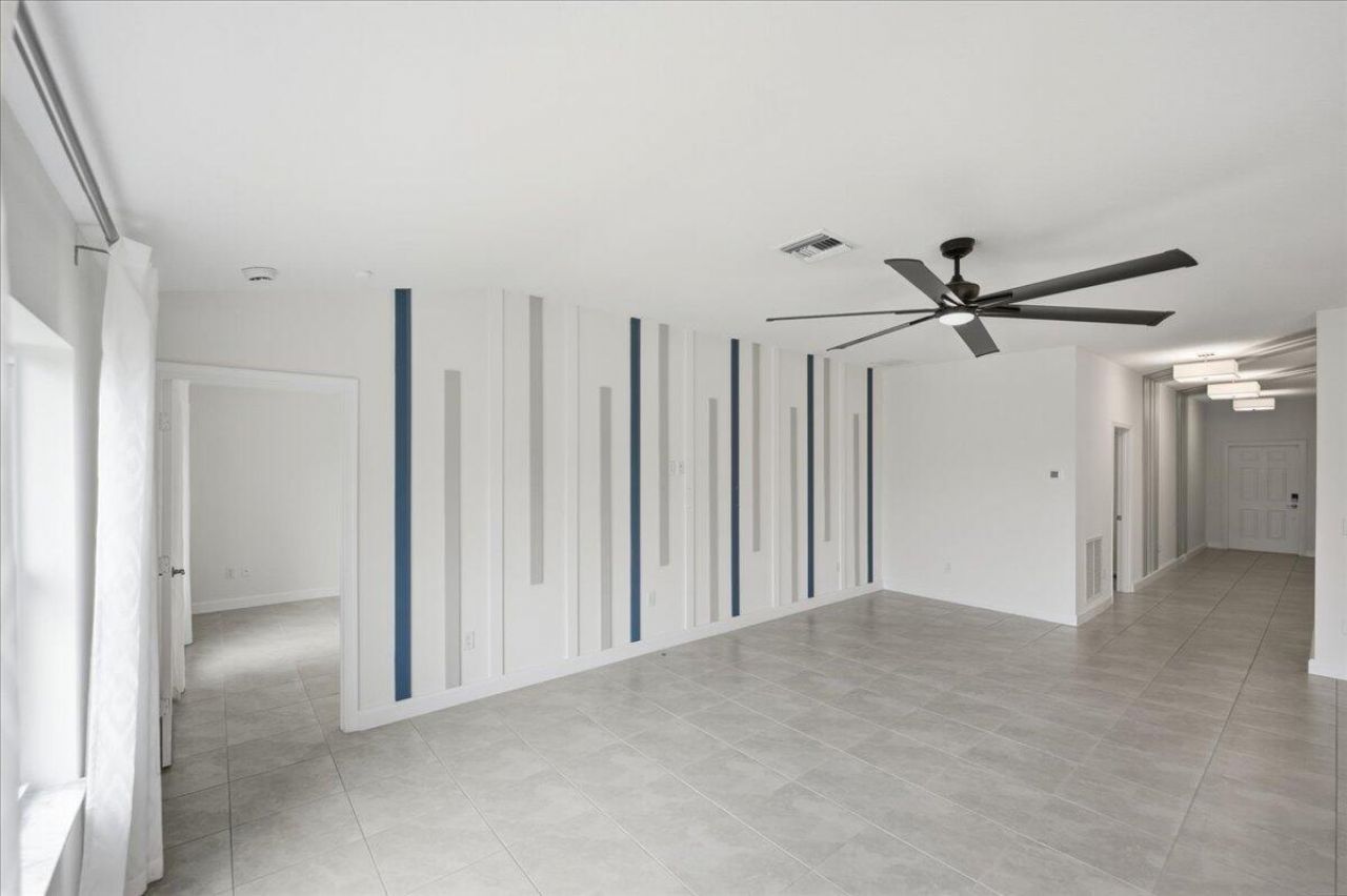 6205 NW Sweetwood Drive, Port Saint Lucie, FL 34987 Photo