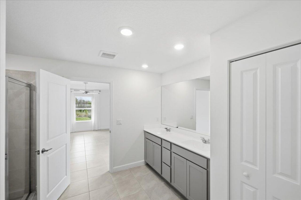 6205 NW Sweetwood Drive, Port Saint Lucie, FL 34987 Photo