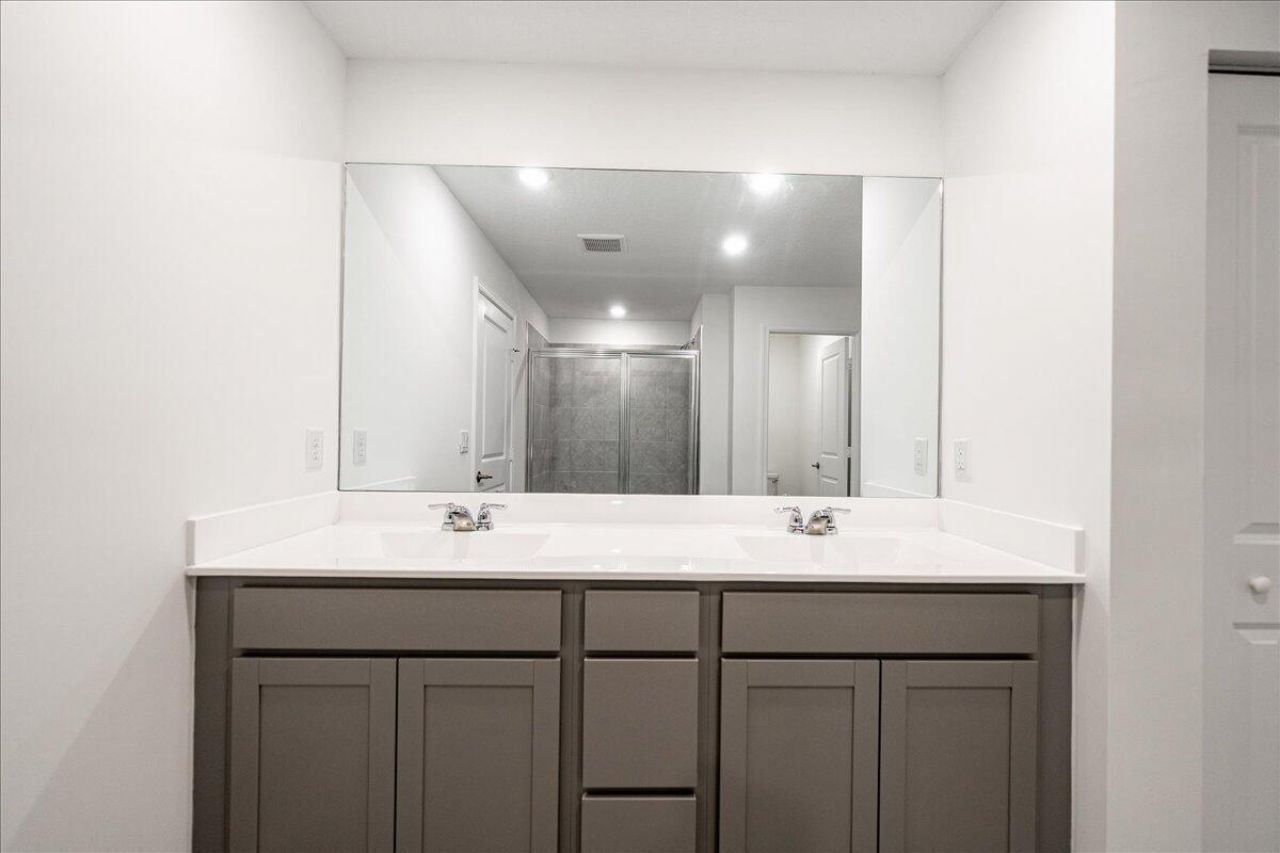 6205 NW Sweetwood Drive, Port Saint Lucie, FL 34987 Photo