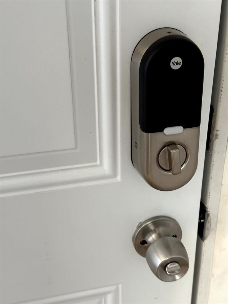 715 51st Avenue N, Saint Petersburg, FL 33703 Photo