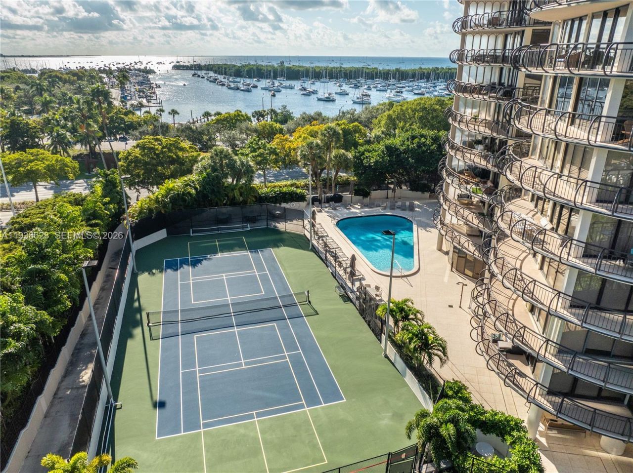 2843 S Bayshore Dr , Unit 6B, Miami, FL 33133 Photo