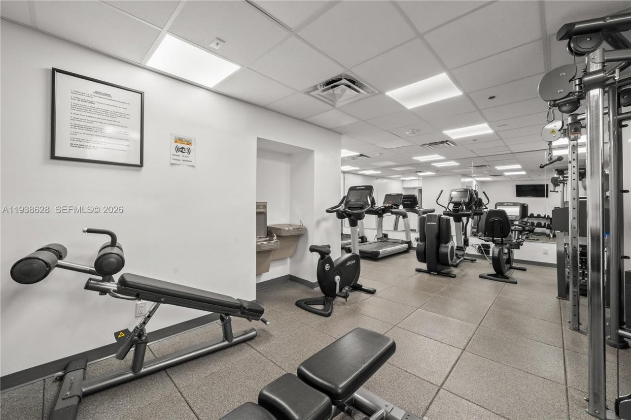 2843 S Bayshore Dr , Unit 6B, Miami, FL 33133 Photo