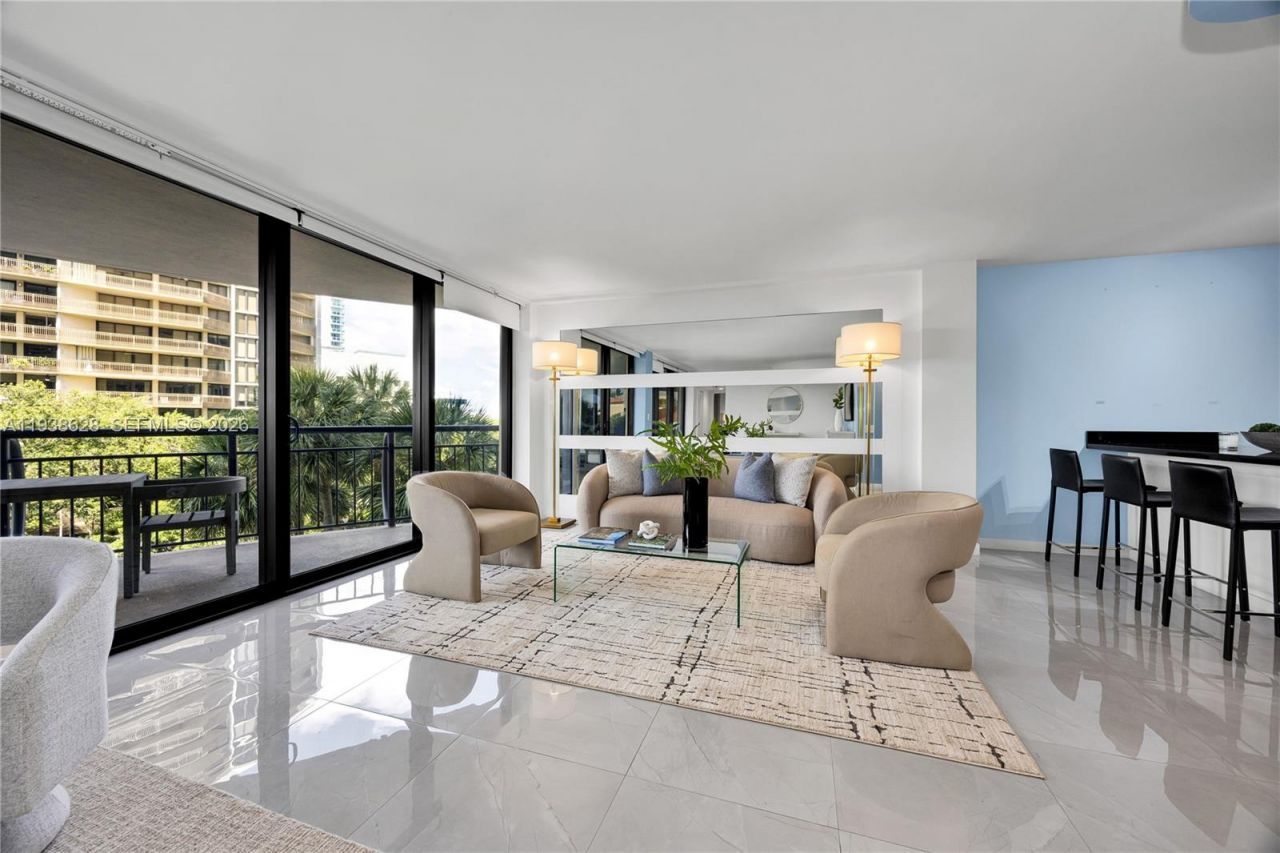 2843 S Bayshore Dr, Unit 6B, Miami, FL 33133 Photo