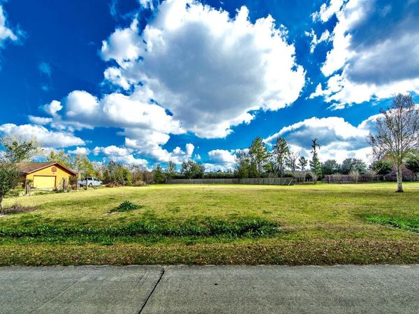 218 Bayou Bend Dr, Houma, LA 70364