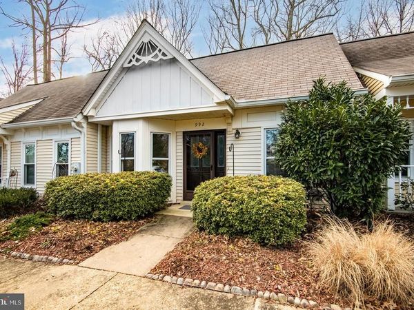 992 RIVERSEDGE CIRCLE, ANNAPOLIS, MD 21401
