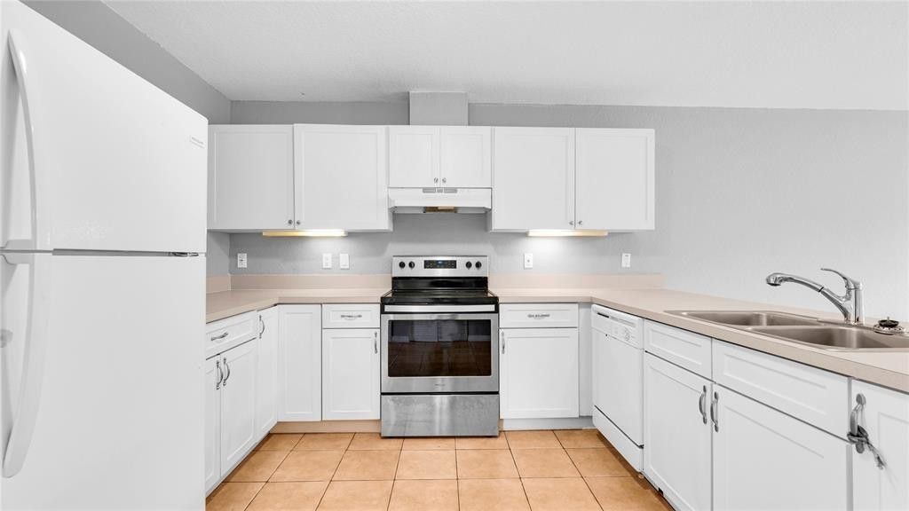 330 SW Avondale Drive, Pompano Beach, FL 33060 Photo