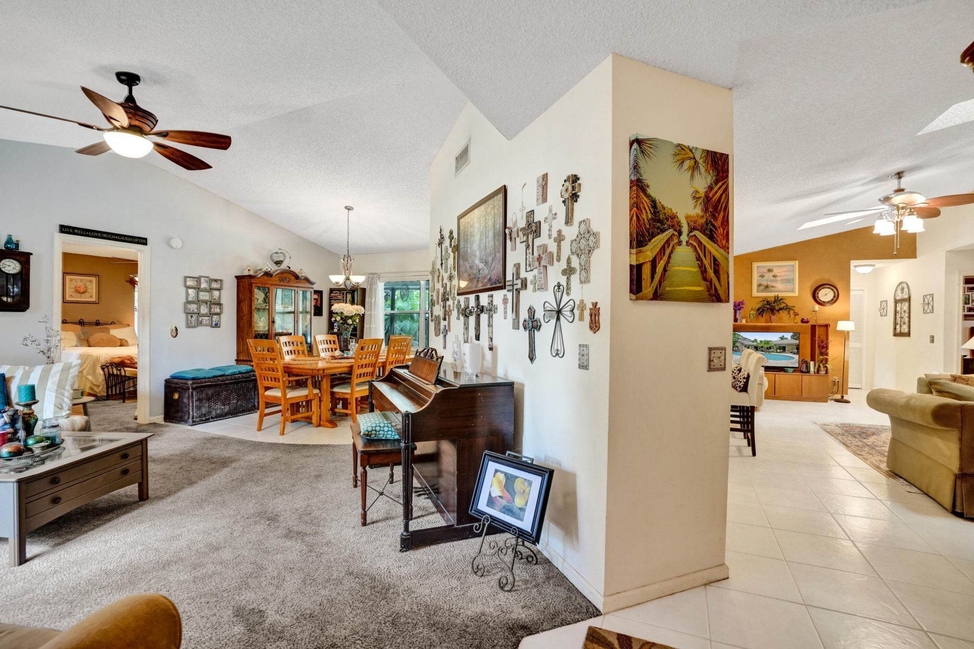 194 Parkwood Drive, Royal Palm Beach, FL 33411 Photo