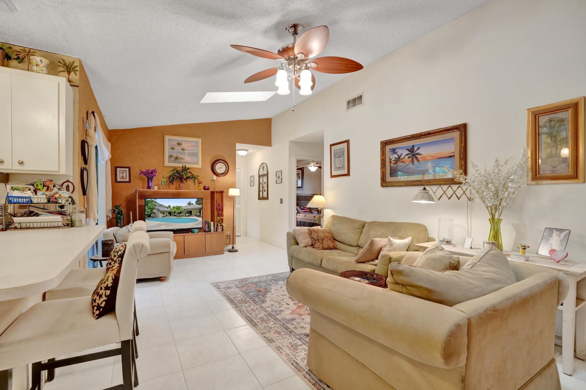 194 Parkwood Drive, Royal Palm Beach, FL 33411 Photo