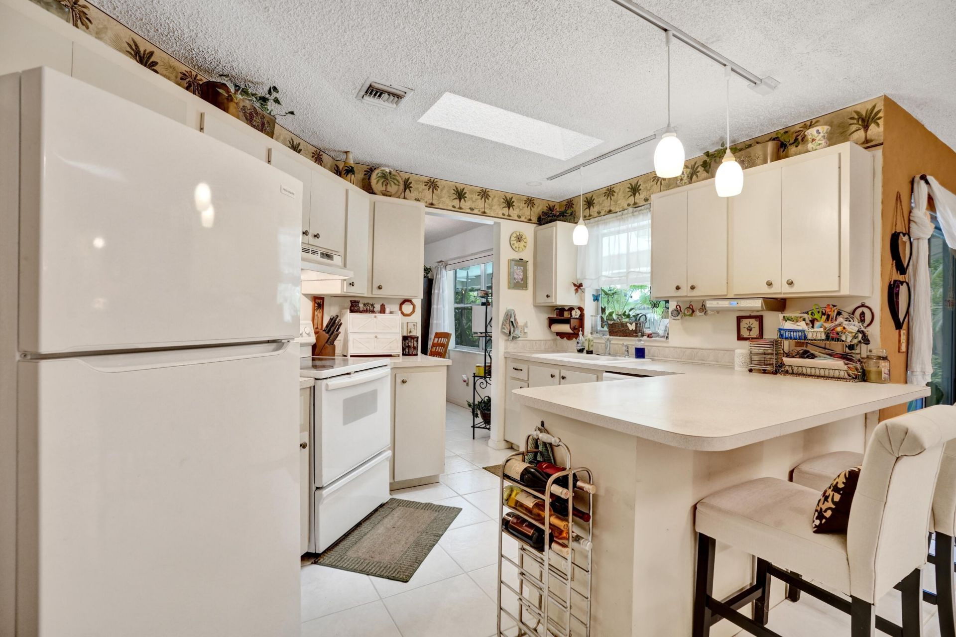 194 Parkwood Drive, Royal Palm Beach, FL 33411 Photo