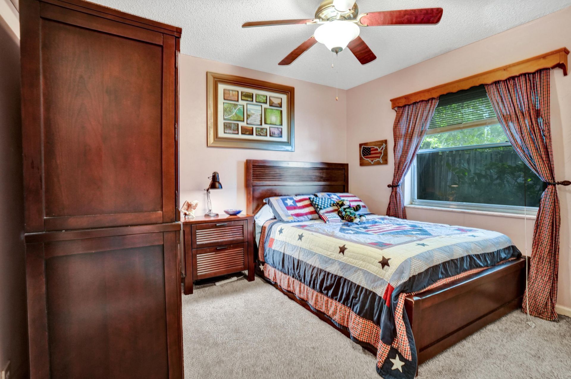 194 Parkwood Drive, Royal Palm Beach, FL 33411 Photo