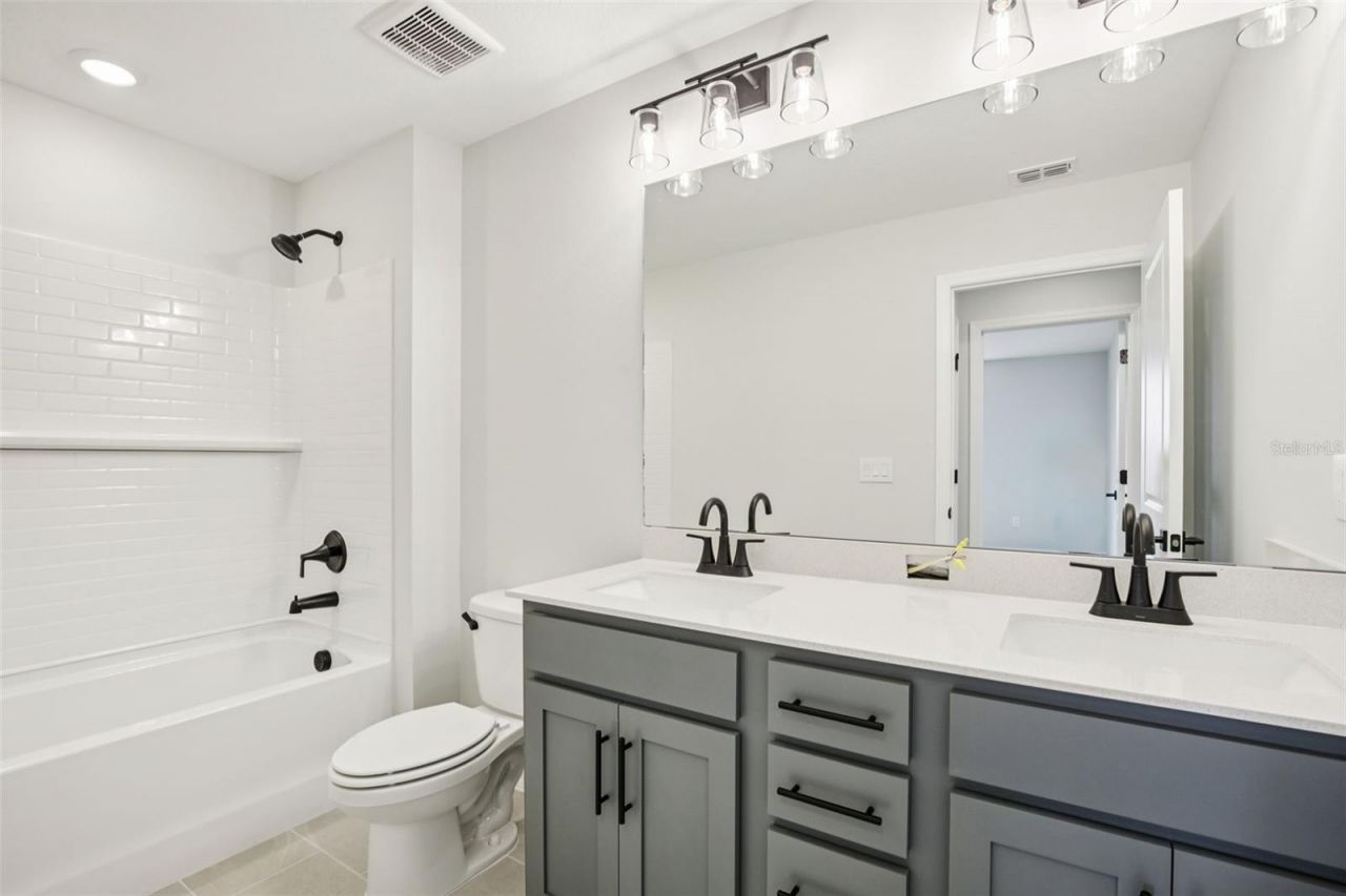 10160 Hidden Hammock Loop, Parrish, FL 34219 Photo