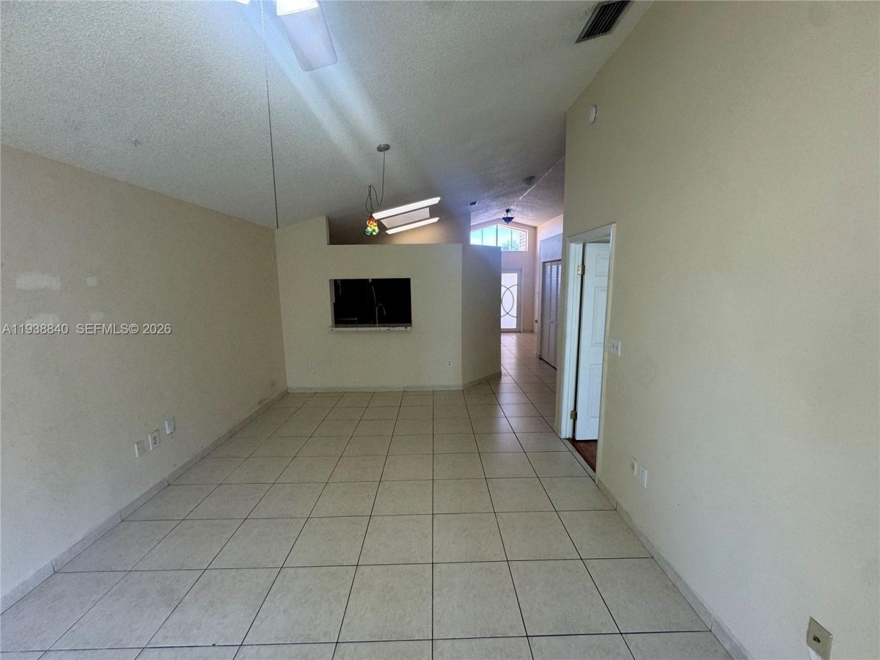 9957 W Elm Ln, Miramar, FL 33025 Photo