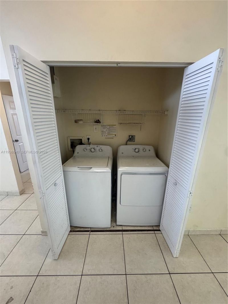 9957 W Elm Ln, Miramar, FL 33025 Photo