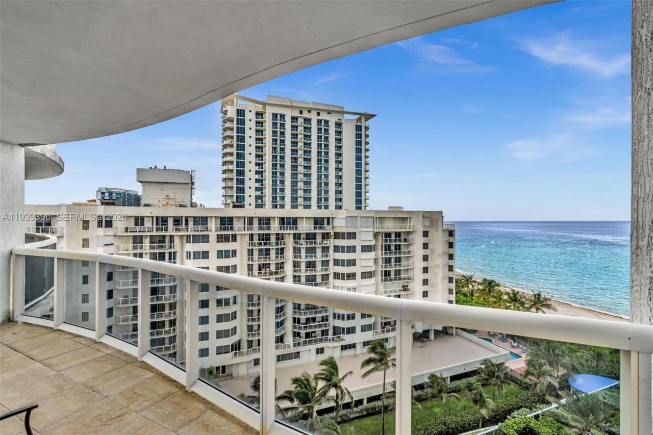17201 Collins Ave, Unit 1107, Sunny Isles Beach, FL 33160 Photo