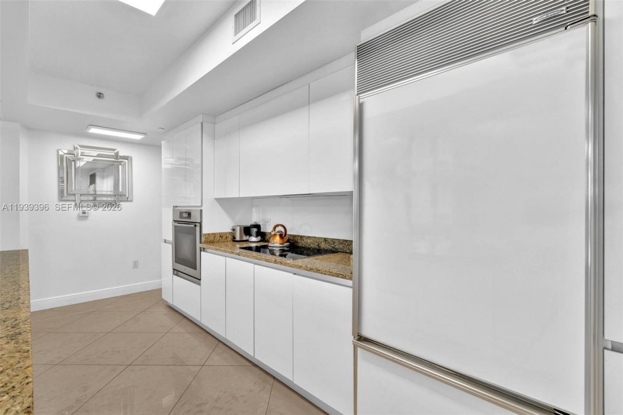 17201 Collins Ave, Unit 1107, Sunny Isles Beach, FL 33160 Photo