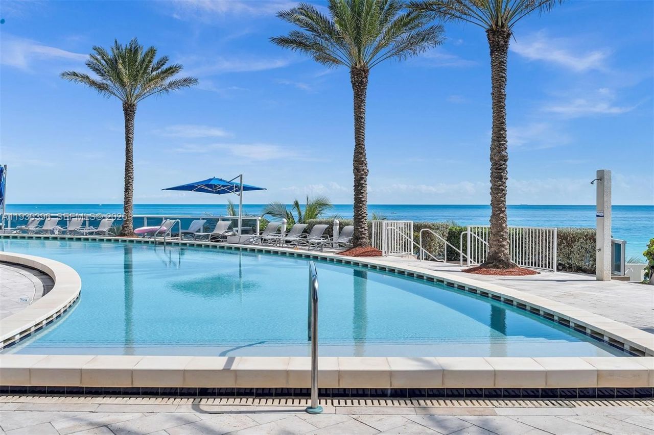 17201 Collins Ave, Unit 1107, Sunny Isles Beach, FL 33160 Photo