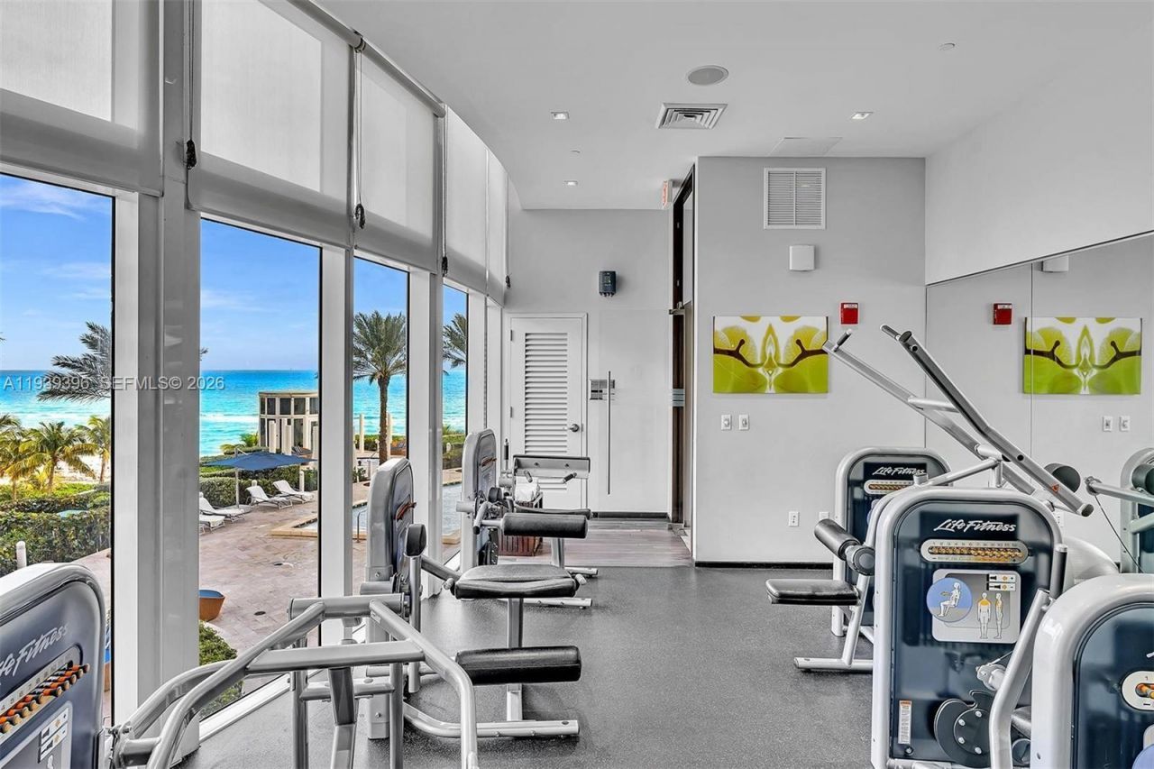 17201 Collins Ave, Unit 1107, Sunny Isles Beach, FL 33160 Photo