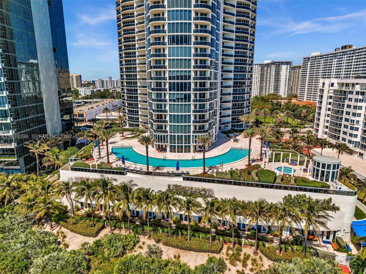 17201 Collins Ave, Unit 1107, Sunny Isles Beach, FL 33160 Photo
