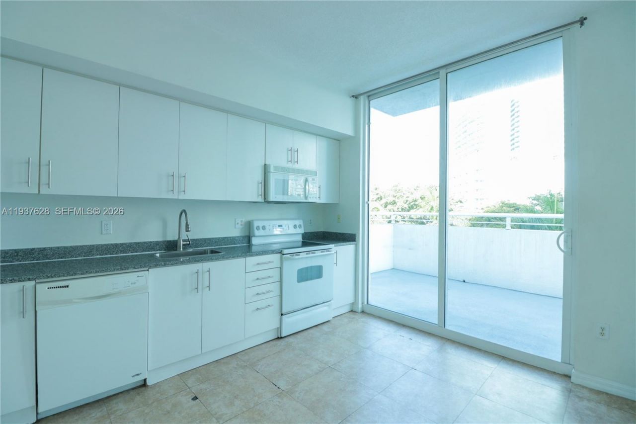 275 NE 18th St, Unit 410, Miami, FL 33132 Photo