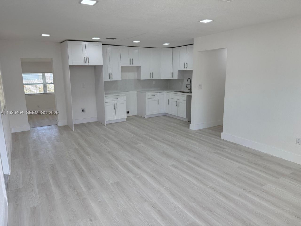 2920 NW 64th St, Miami, FL 33147 Photo