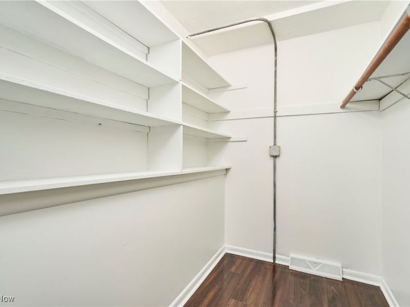 17759 S Meadowpark Drive, Walton Hills, OH 44146 Photo 16