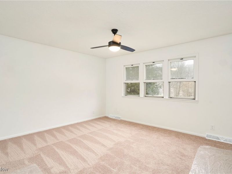 17759 S Meadowpark Drive, Walton Hills, OH 44146 Photo 17