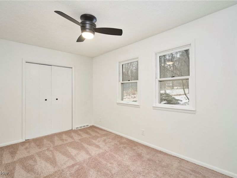 17759 S Meadowpark Drive, Walton Hills, OH 44146 Photo 18