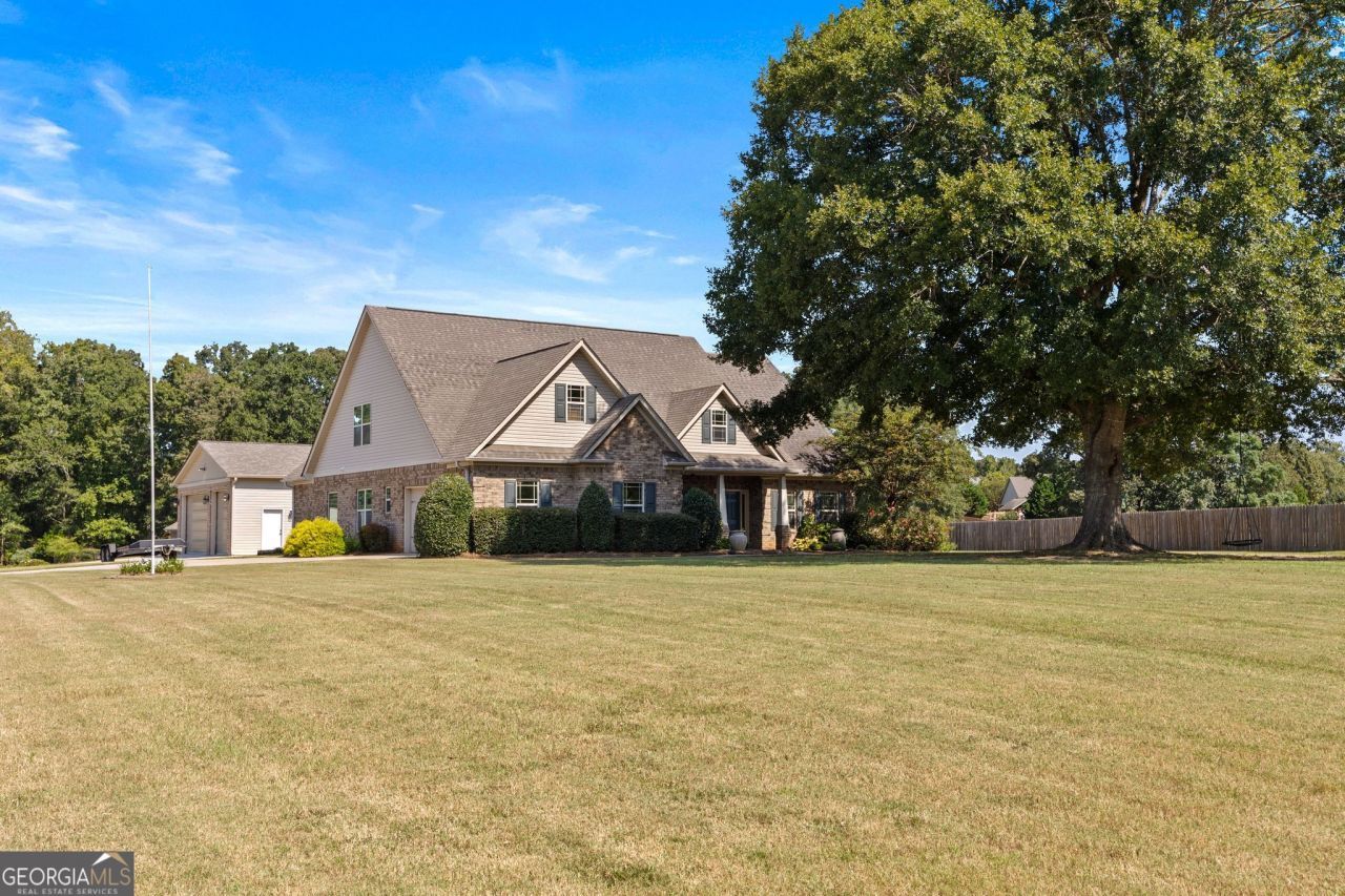 107 Sweet Bay Circle, Milner, GA 30257 Main Photo