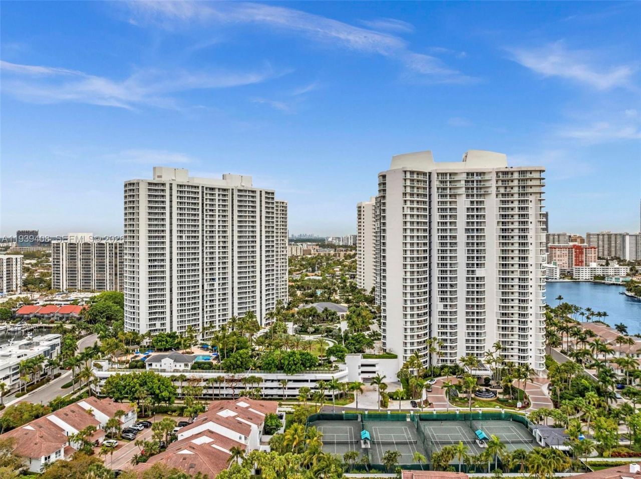 21050 Point Pl, Unit 302, Aventura, FL 33180 Photo