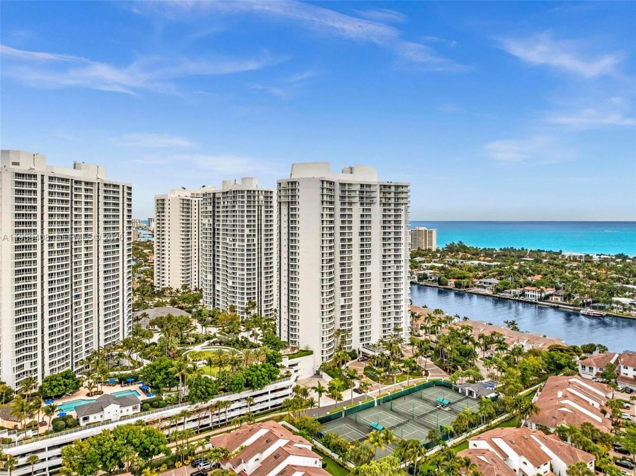 21050 Point Pl, Unit 302, Aventura, FL 33180 Photo