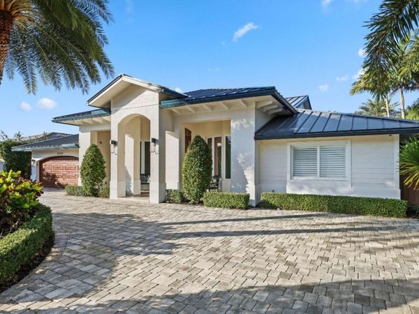 3041 NE 40th Ct, Fort Lauderdale, FL 33308