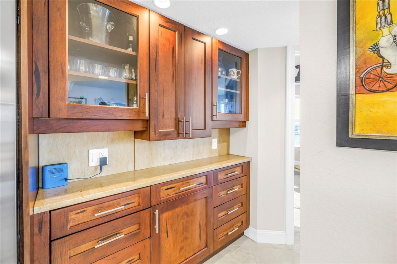 5220 Brittany Drive S, Unit 1510, Saint Petersburg, FL 33715 Photo