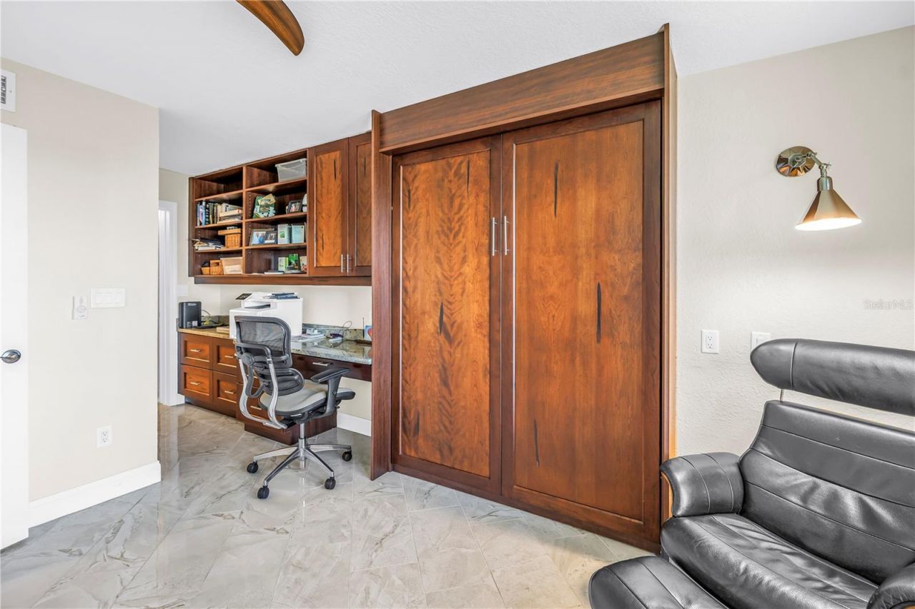 5220 Brittany Drive S, Unit 1510, Saint Petersburg, FL 33715 Photo